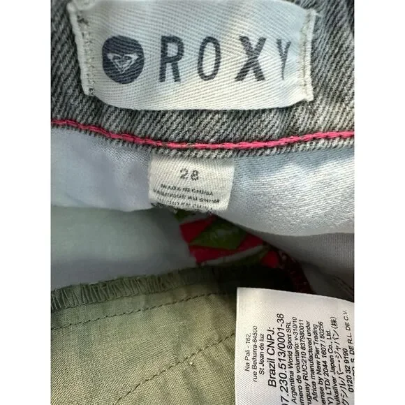 Roxy Women's Camouflage Embroidered Beaded Shorts Standard Size 28 Green - Picture 5 of 6